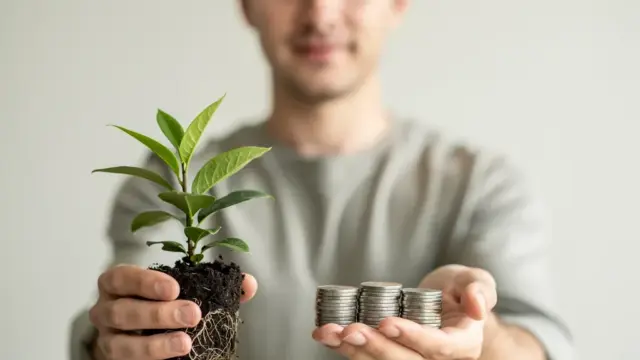 Beitragsbild zum Thema Eigenkapital stärken für Gründer und Finanzierungsoptionen