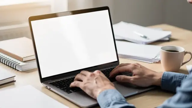 Grafik über finanzielle Freiheit und die Kleinunternehmerregelung für Selbstständige