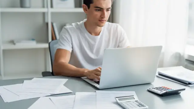 Umsatzsteuervoranmeldung für Start-ups: Wichtige Informationen für Gründer und Selbstständige